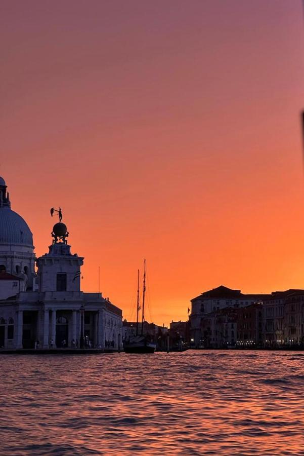Ca' Yvonne Alloggio A Lido de Venise Extérieur photo